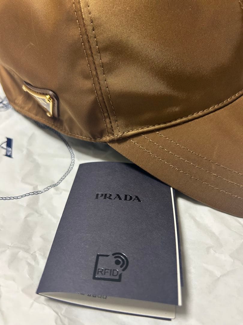 正規品&美品　PRADA ベースボールキャップ S サイズ　現行品