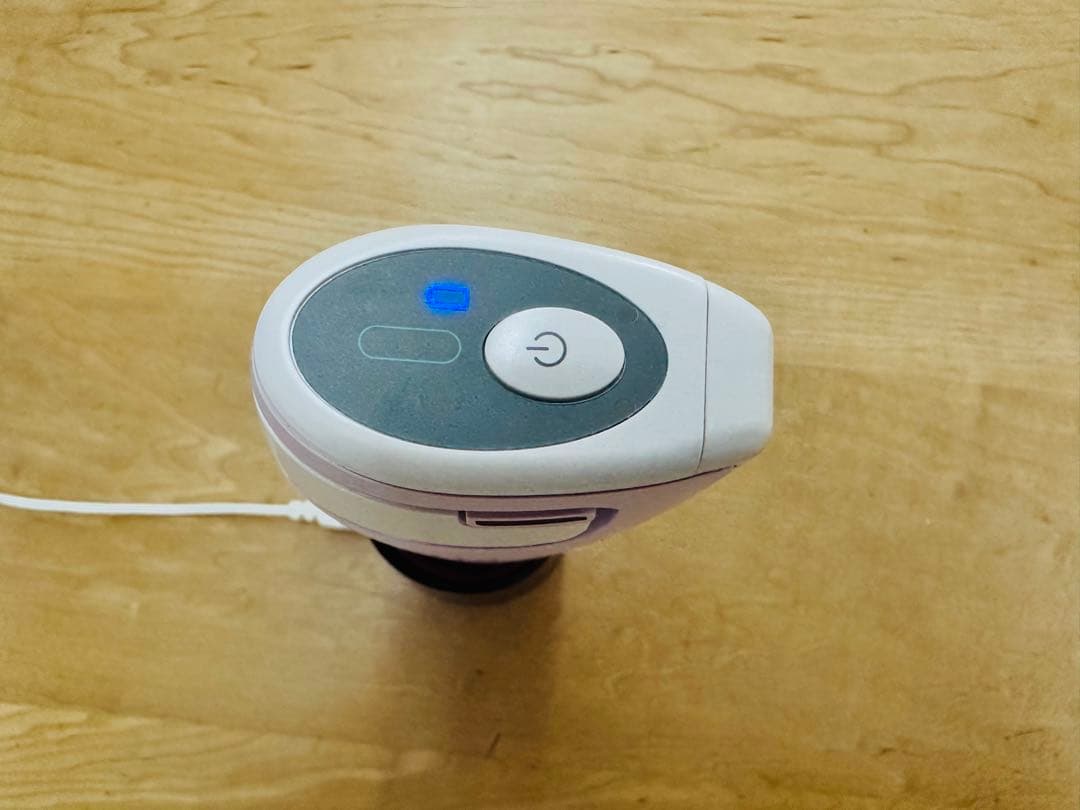 tria トリア　スキンエイジングケアレーザー美顔器 USBケーブル・充電器付き