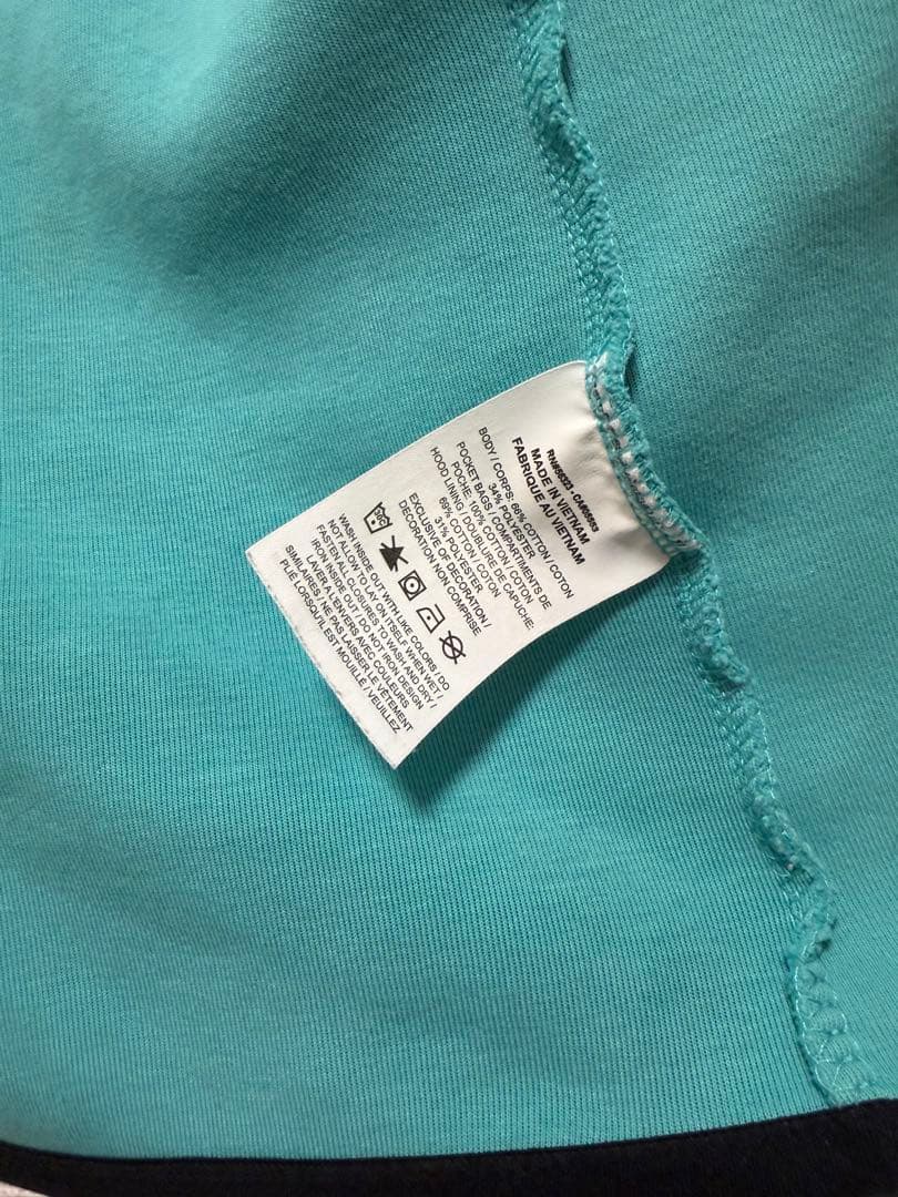 海外限定 NIKE テックフリース上ティファニーカラー M日本未発売