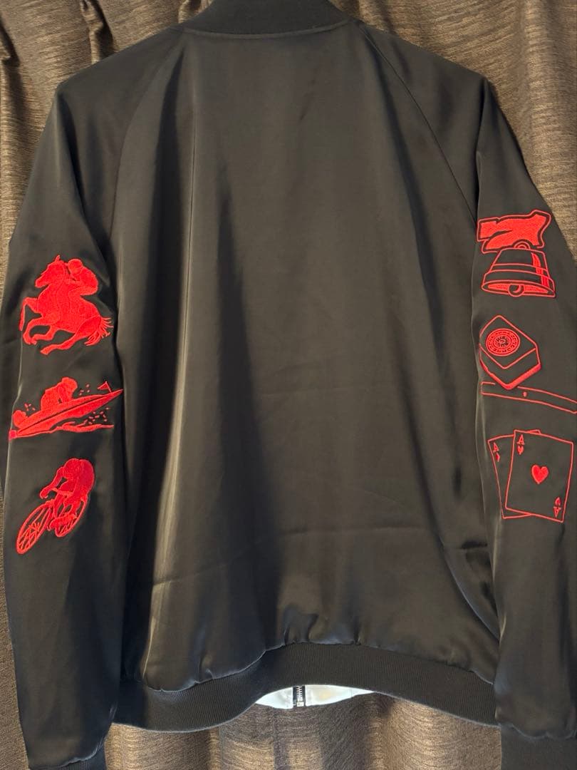 四兄弟　チンチロスカジャン 赤刺繍　サイズXL