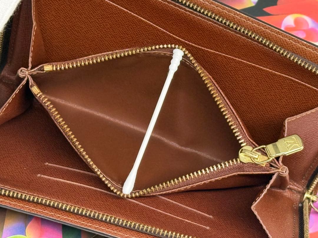 極美品！LOUIS VUITTONルイヴィトン　ラウンドファスナー長財布