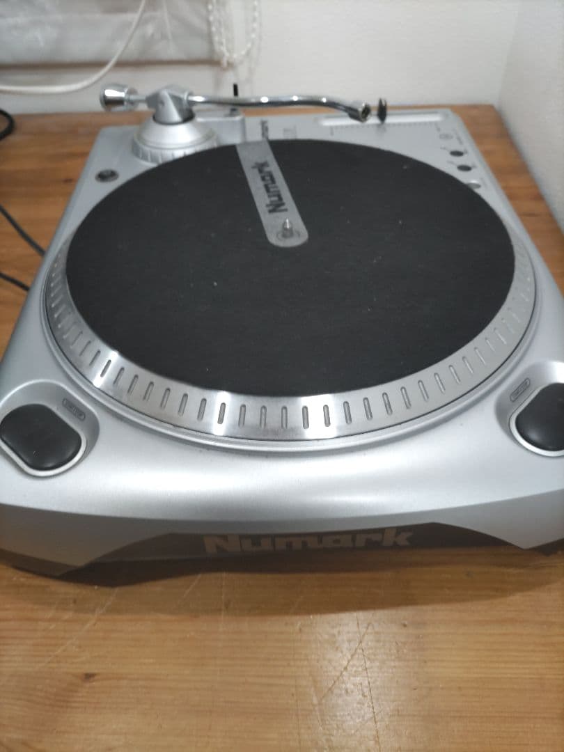 Numark TT-USB ターンテーブル シルバー