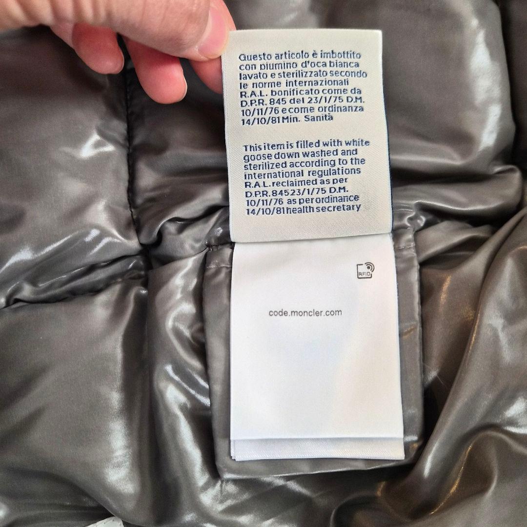 美品【モンクレール 】ダウン　キッズ 140 MONCLER