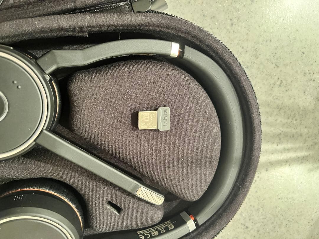 ノイズキャンセリングヘッドホン　Jabra EVOLVE75 MS STEREO