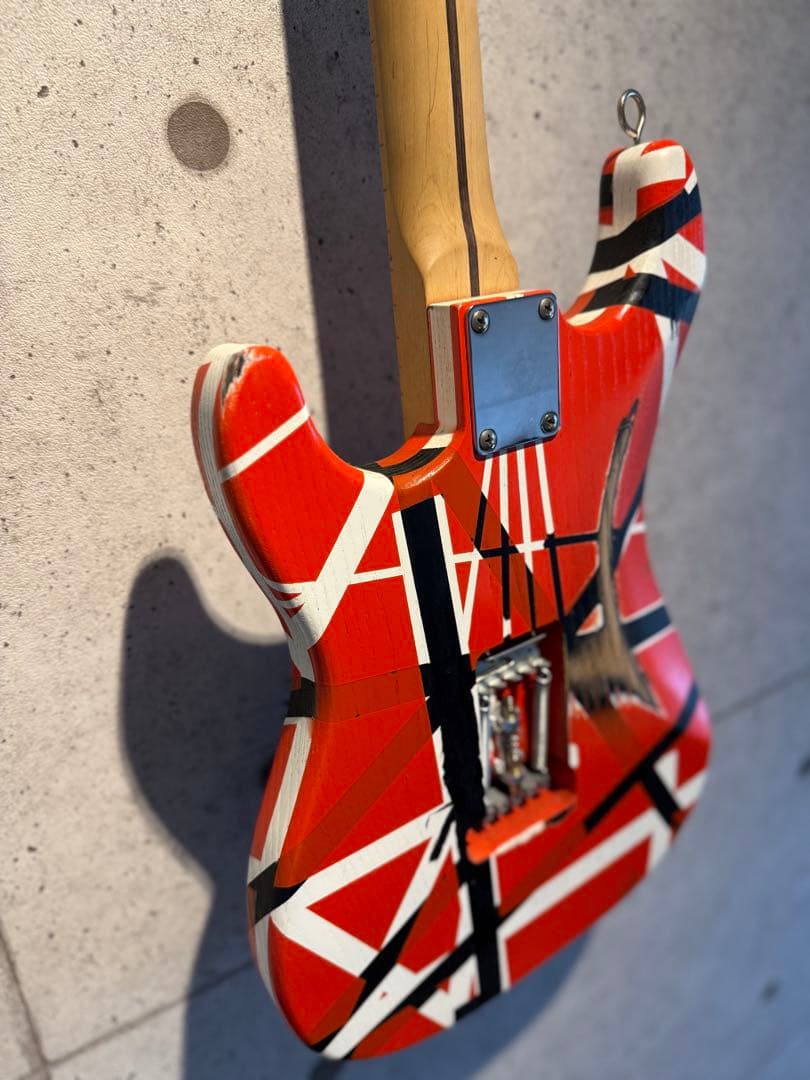 ストラト Van Halenレリックギター　JUMP