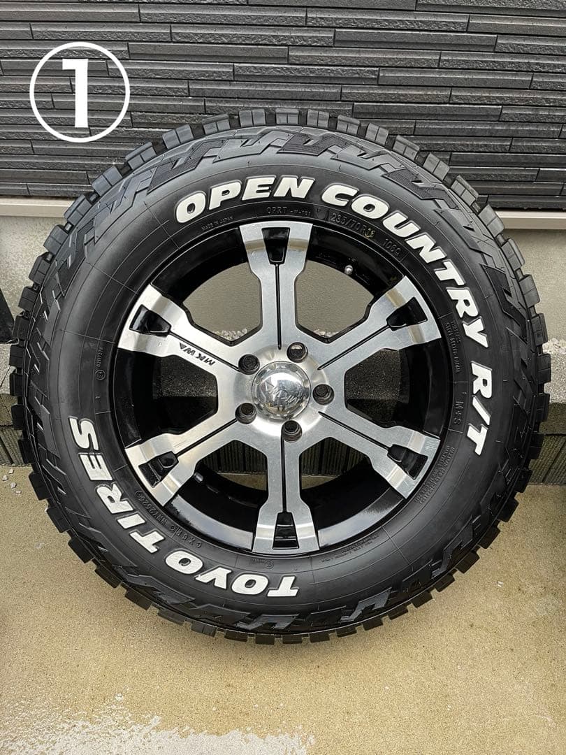 デリカD5 タイヤホイールセット　235/70r16 MK-36