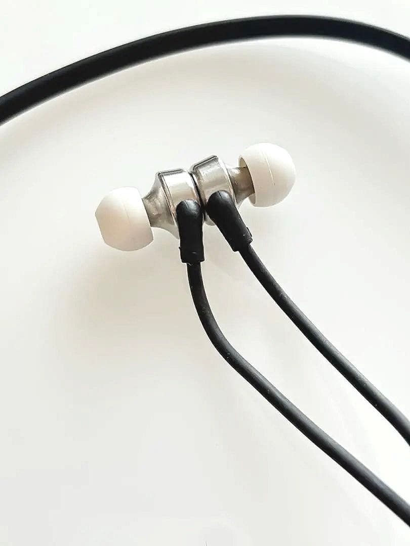 ［送料込み］RHA MA750 Wireless ワイヤレスイヤホン