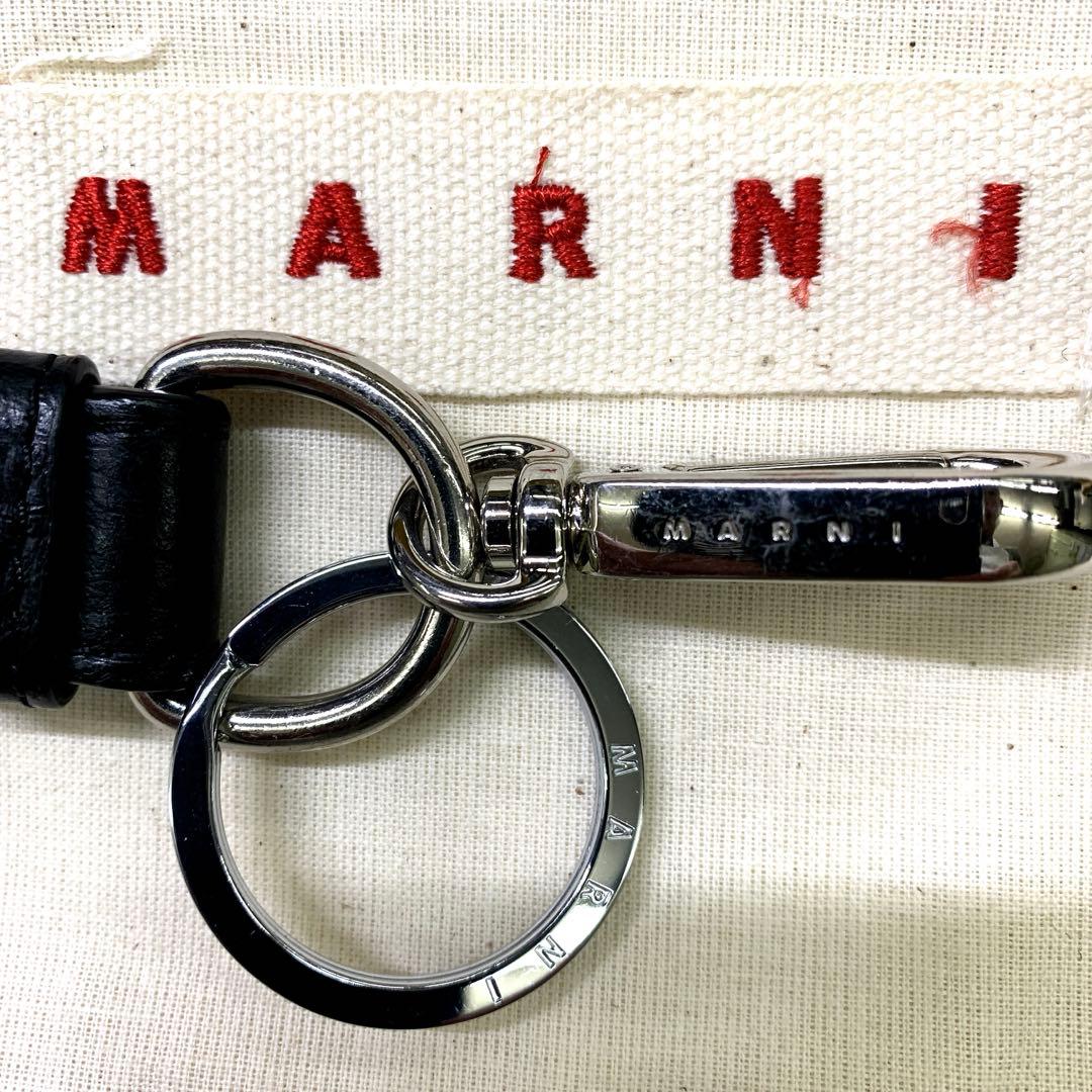 MARNI マルニブラックレザー キーホルダー
