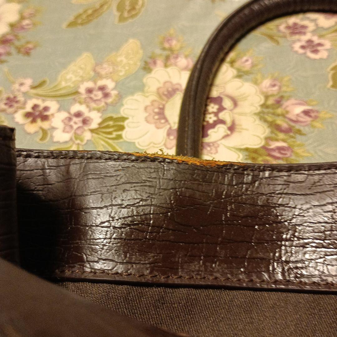 グッチキャンバストートバック