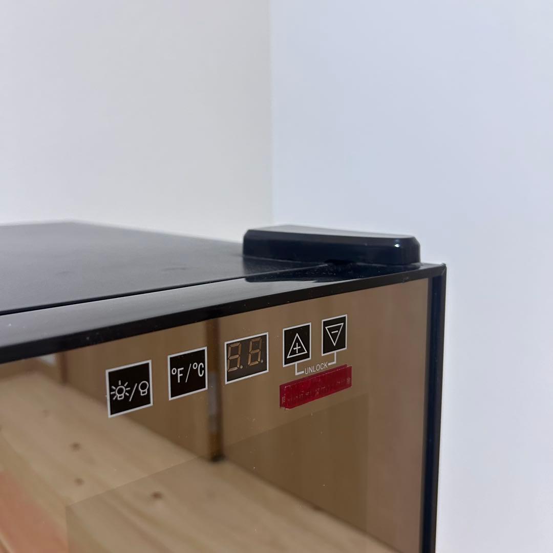 【送料込み】SIS ワインセラー ブラック 12本収納 ガラスドア