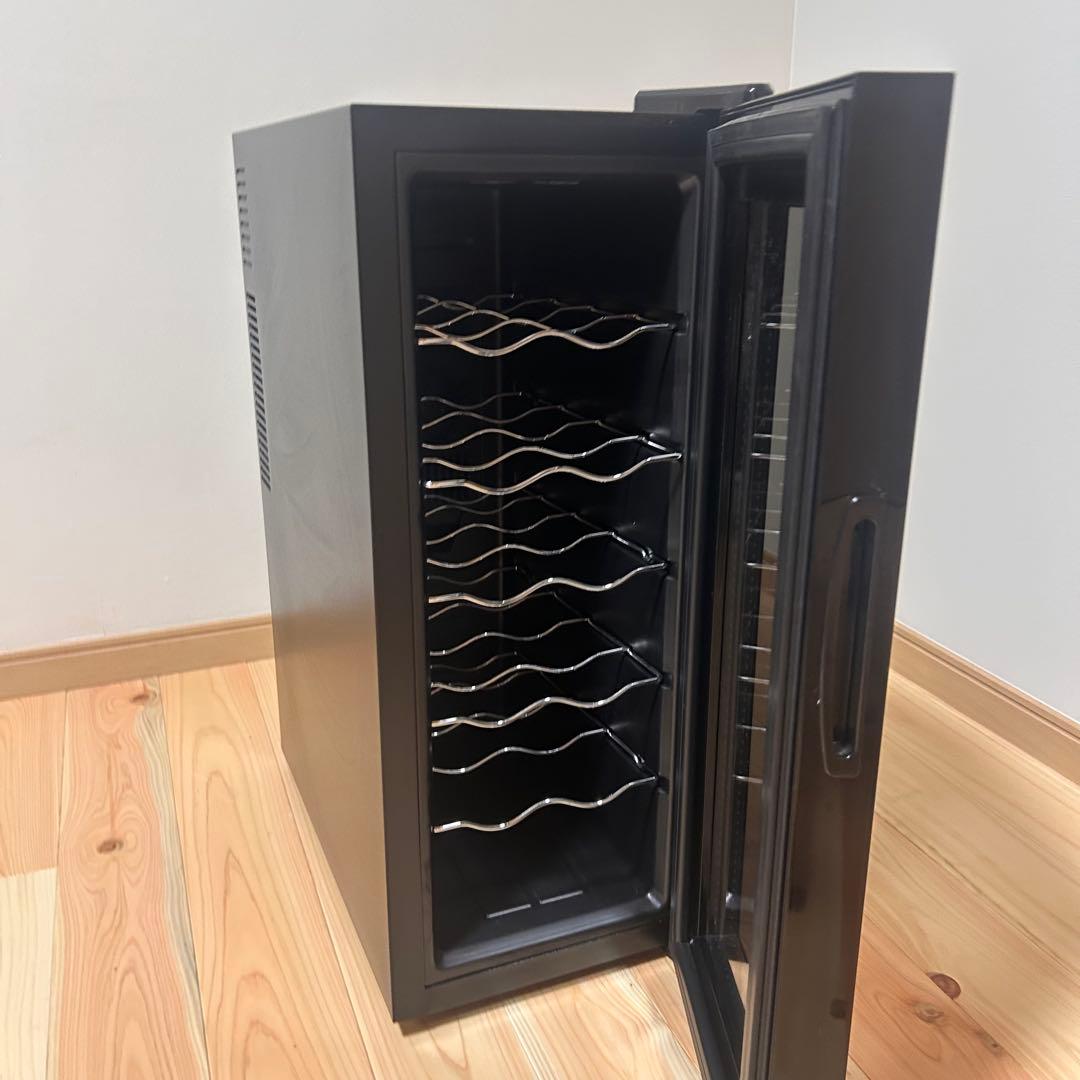 【送料込み】SIS ワインセラー ブラック 12本収納 ガラスドア