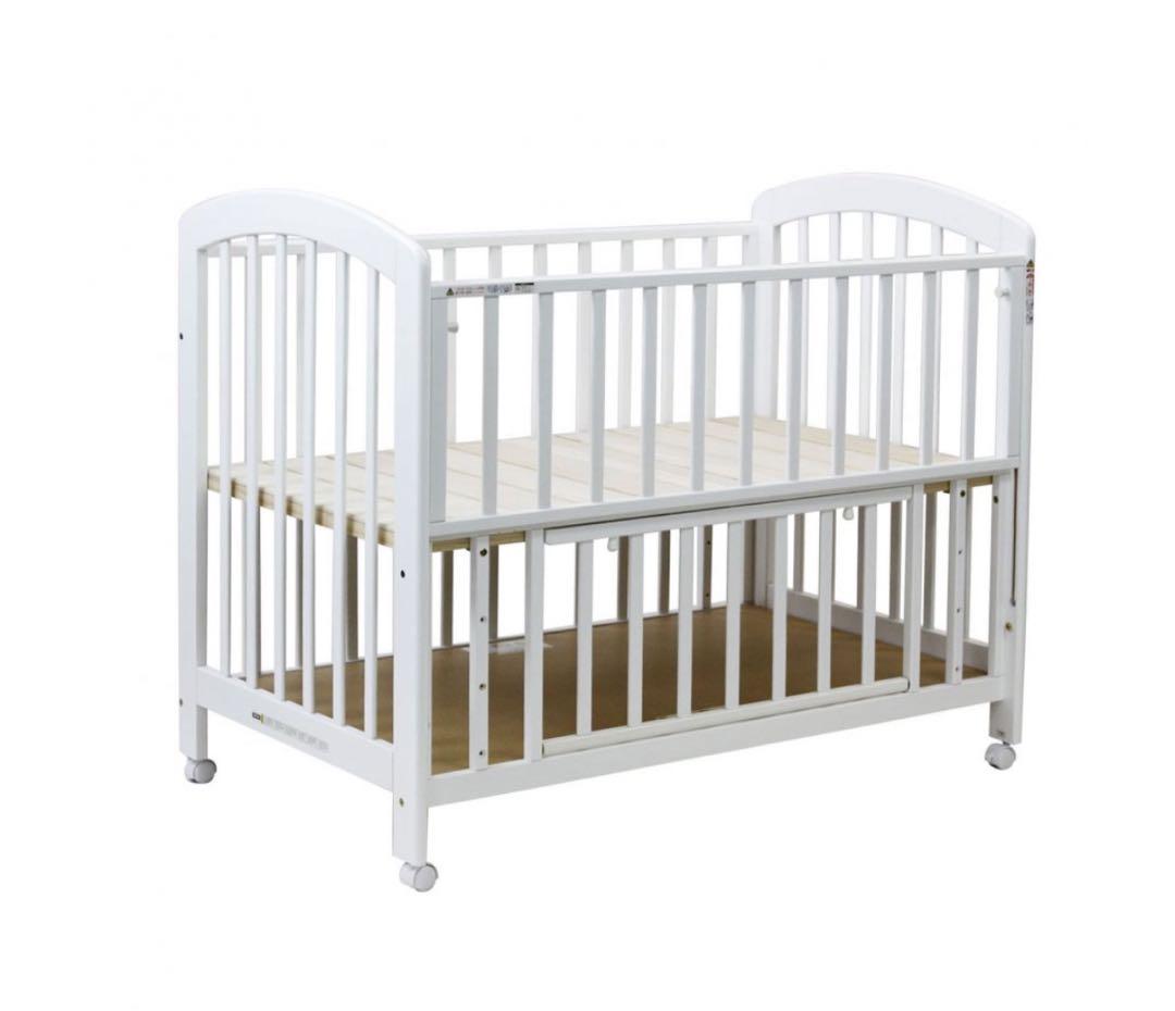 ベビーベッド　カトージ　KATOJI ホワイト　白