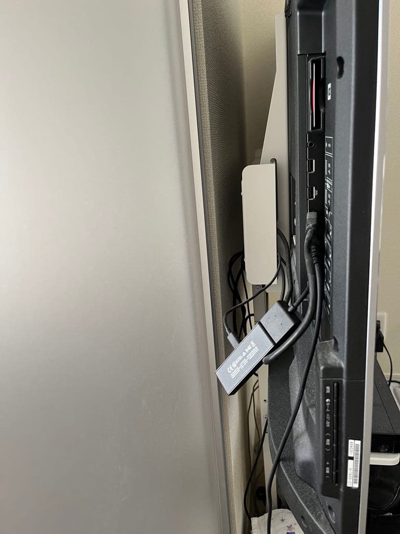 AQUOS クアトロン プロ 52インチ液晶テレビ