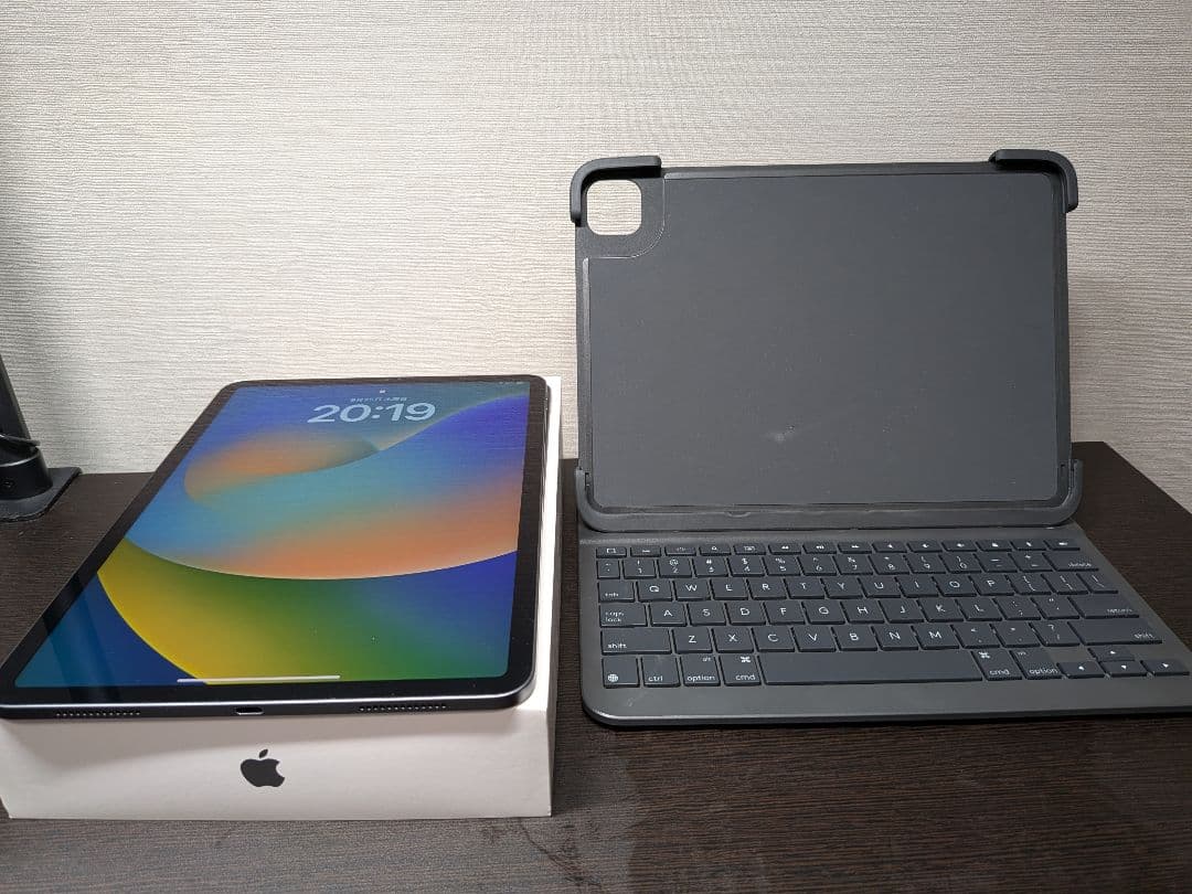 Apple iPad Pro 11インチ128GB 第2世代 キーボード付き