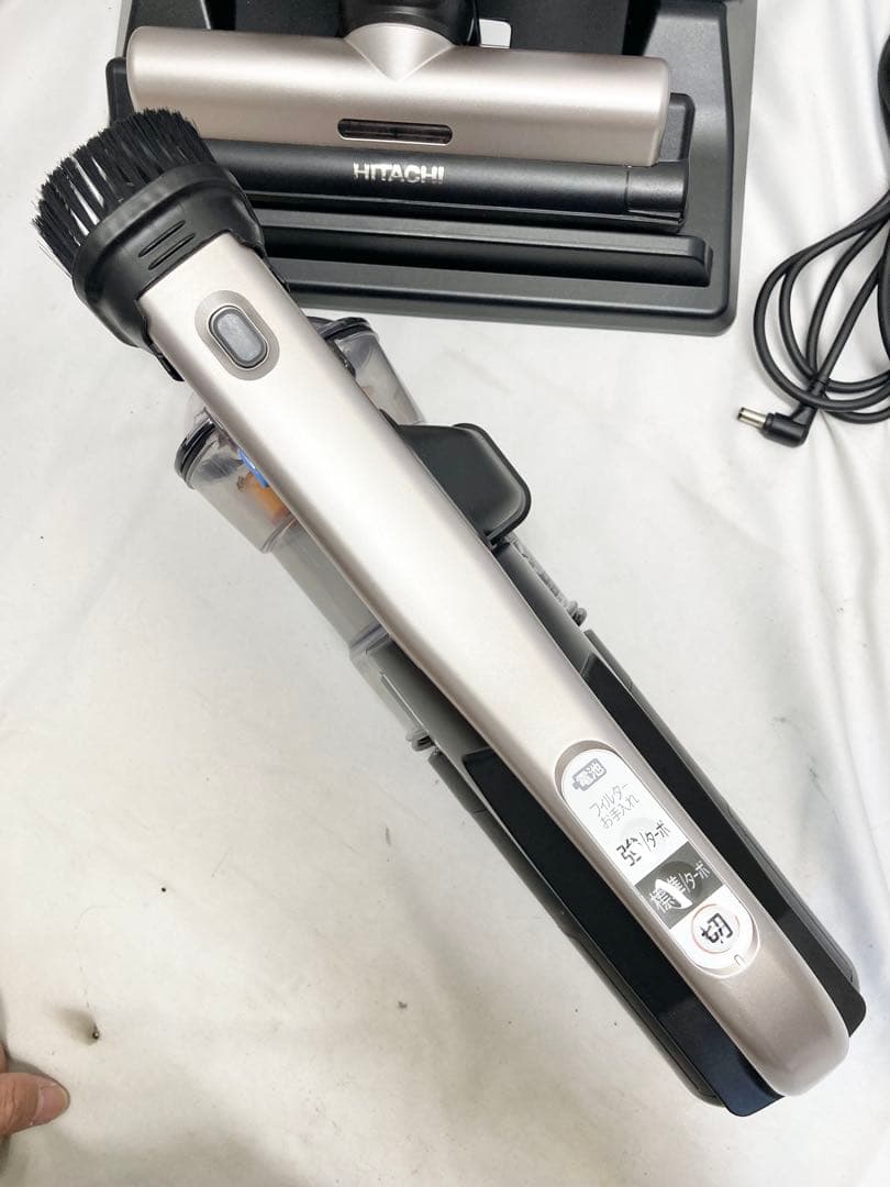 日立 充電式掃除機 PV-BL2H スティッククリーナー 2021年製