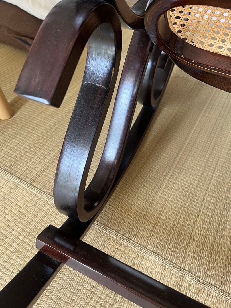 ロッキングチェア　揺椅子　木製フレーム × 籐ラタンパネル 椅子 イス