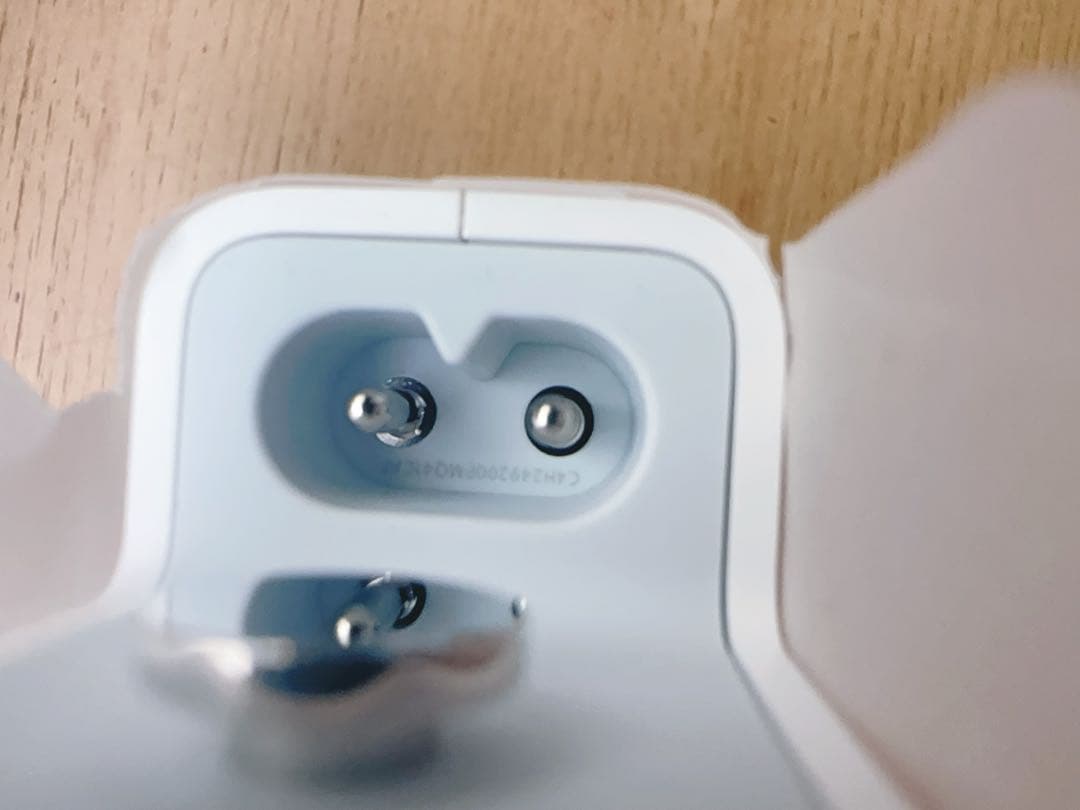 Apple 電源アダプター 折りたたみ式 ホワイト