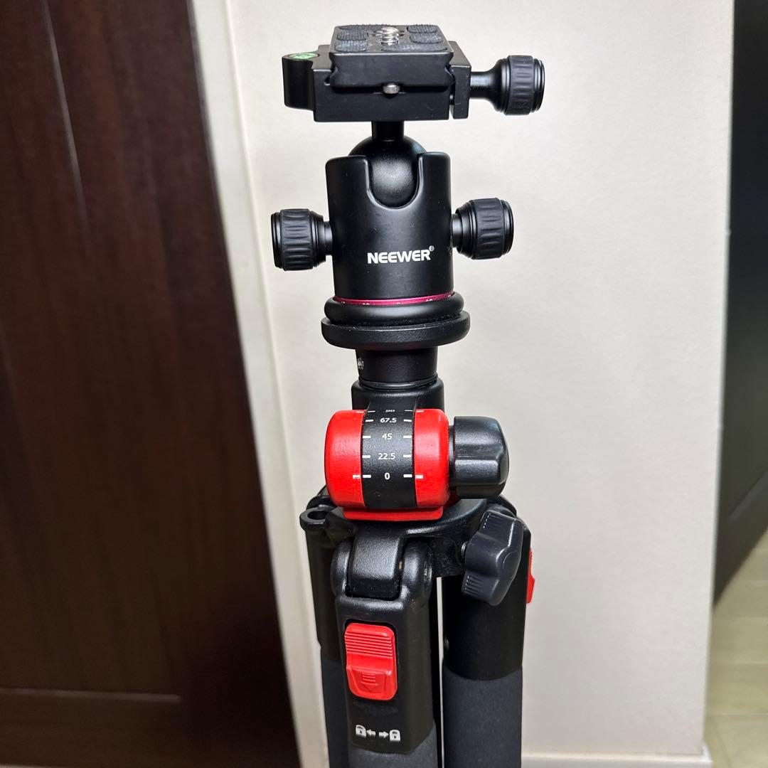 専用　NEEWER ボールヘッド三脚 キャリングケース付き