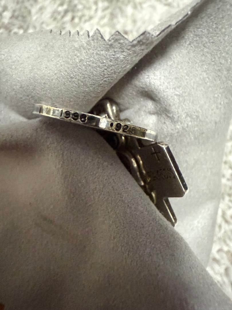 クロムハーツ　ダイヤ付きスリートリンケッツ