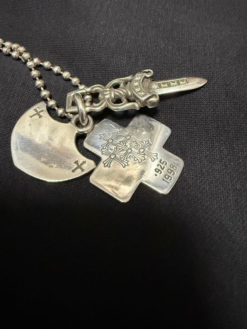 クロムハーツ　ダイヤ付きスリートリンケッツ