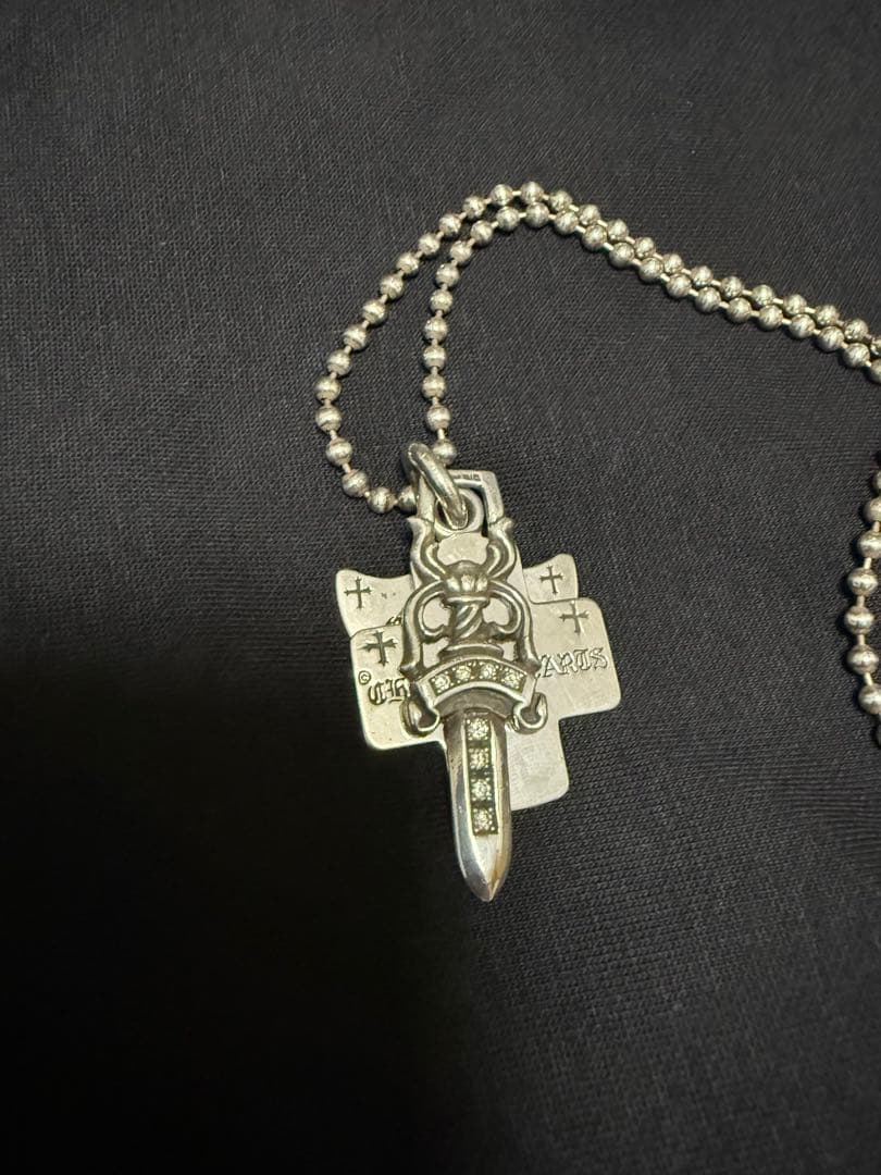 クロムハーツ　ダイヤ付きスリートリンケッツ