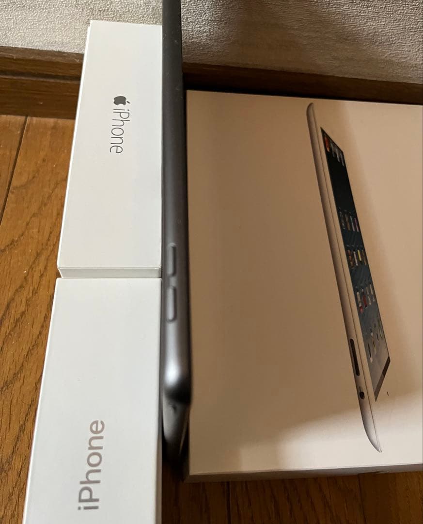 Apple iPad 第7世代10.2インチ スペースグレー 32GB [美品]