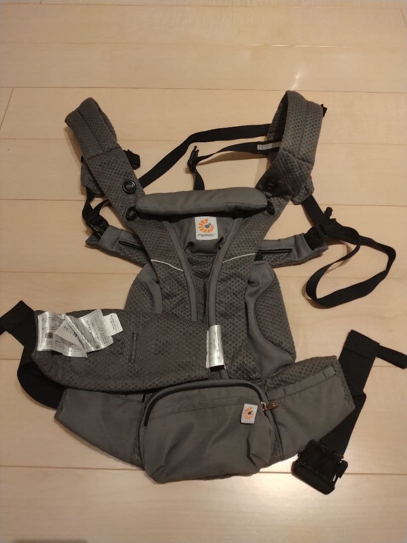 エルゴ　OMNI Breeze 抱っこひも グラファイトグレー　オムニブリーズ