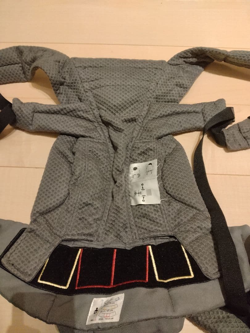 エルゴ　OMNI Breeze 抱っこひも グラファイトグレー　オムニブリーズ