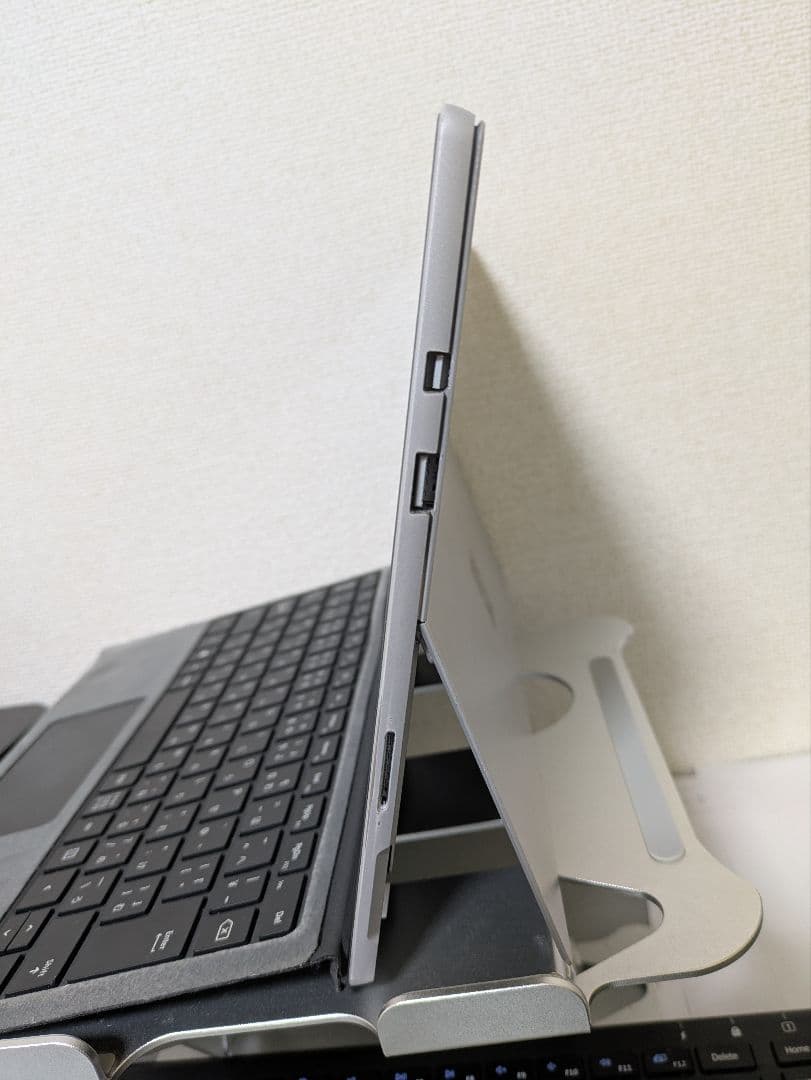 ジャンク品　Surfacepro6 本体+キーボード