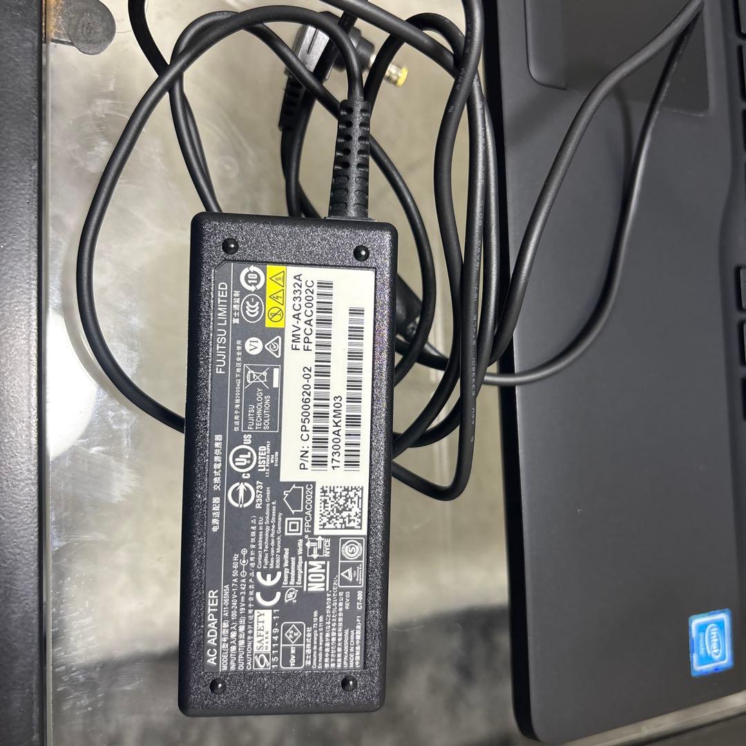 Fujitsu LIFEBOOK ノートPC