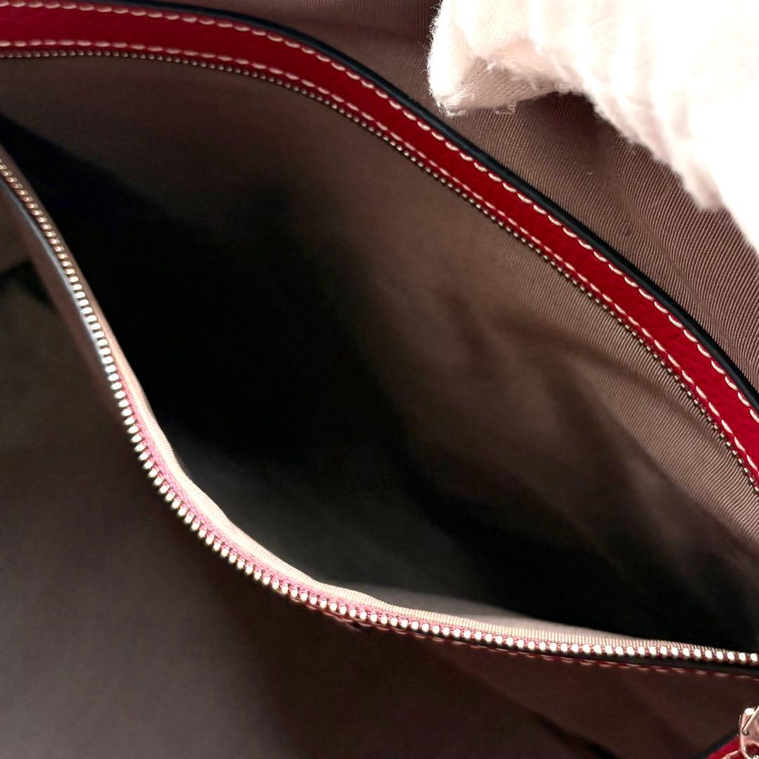 【美品】バーニーズニューヨーク トートバッグ レザー A4可 肩掛け レッド