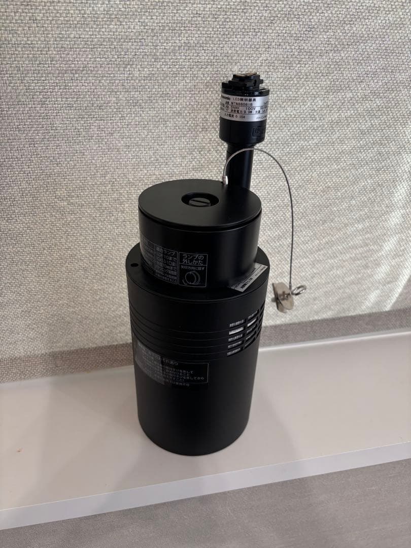 ナノイー✕発生機（一般屋内用）とスポットライトの２点セット