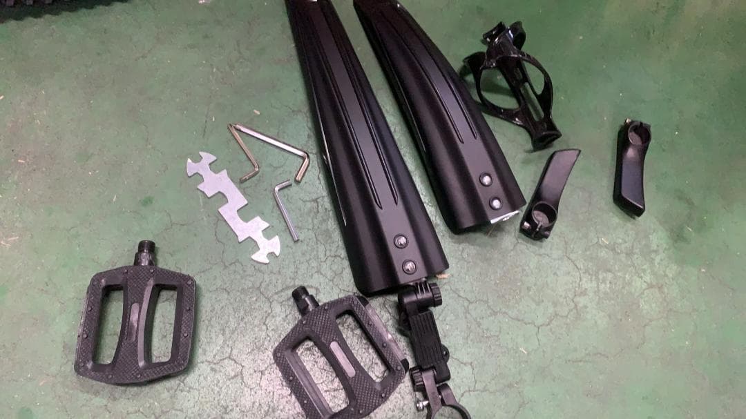 自転車 クロスバイク 21段変速 26インチ マウンテンバイク