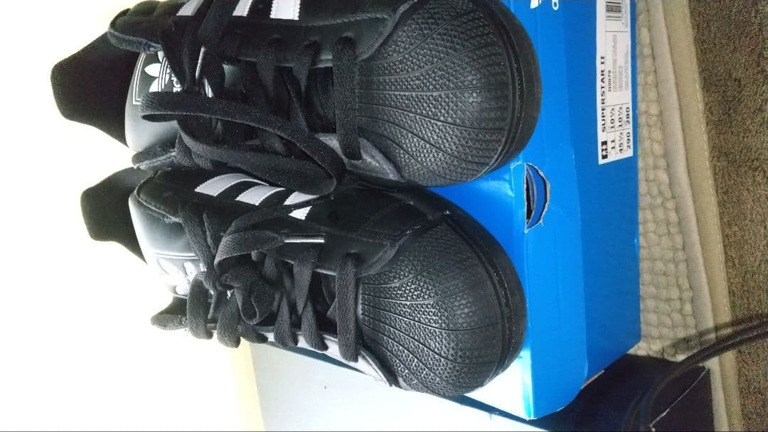 新品!アディダススーパースター