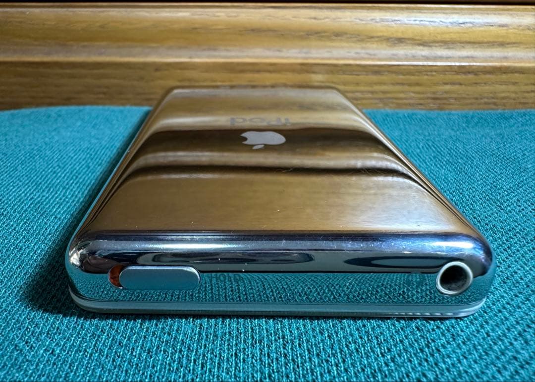 きれいiPod Classic 5.5世代 MA444 30GB新品のバッテリー