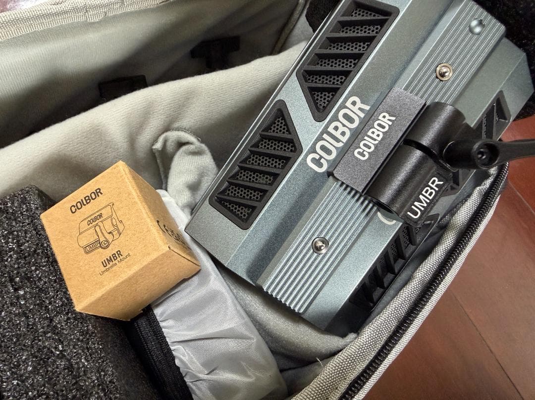 【ほぼ未使用】LED COLBOR CL100X・CL60R アンブレラホルダー