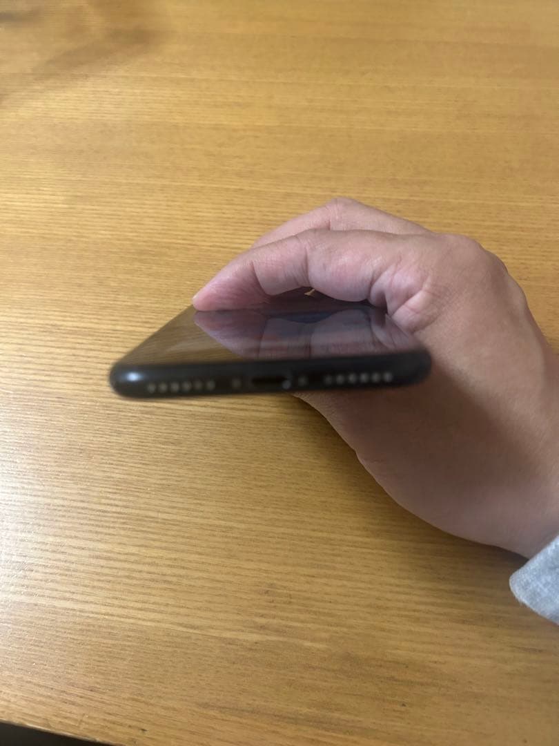 iPhone se（第2世代）se2 64GBブラック 本体