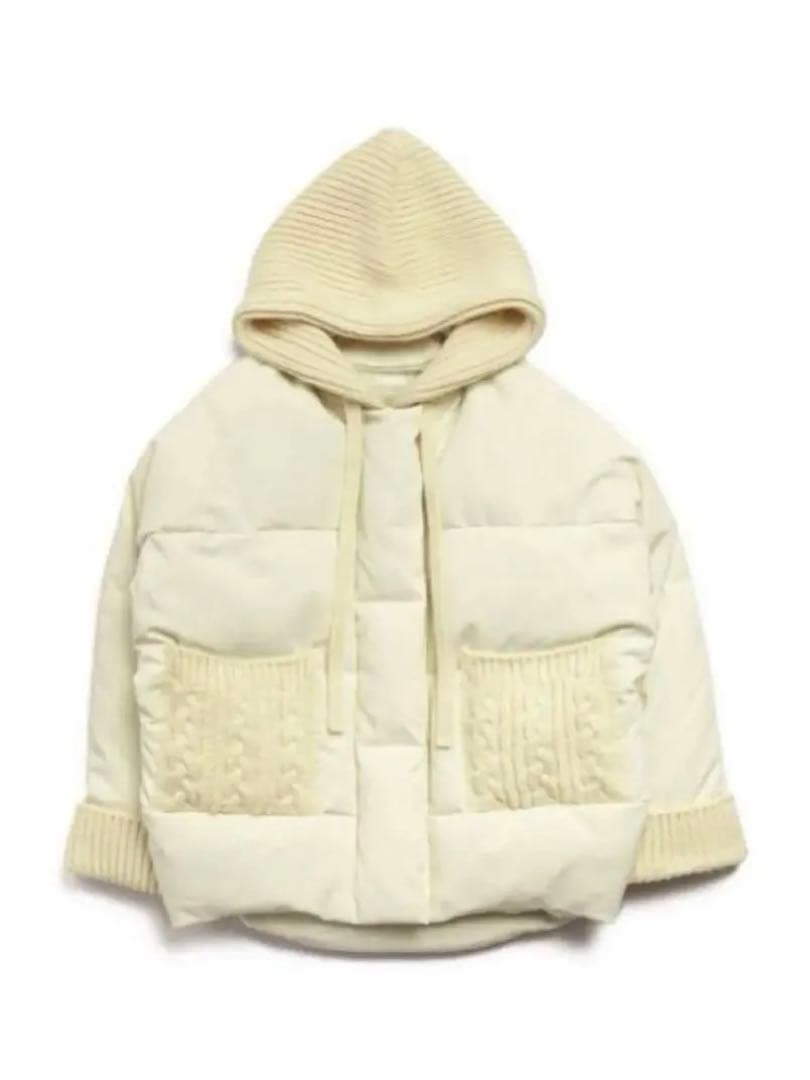 pinue ニットコンビダウンジャケット　オフホワイト