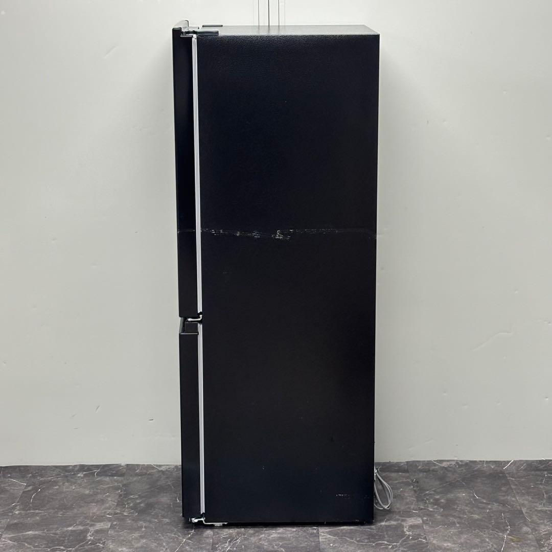 ♪送料込！設置対応◎2024ハイセンス 175L 冷凍冷蔵庫 HR-D1701B