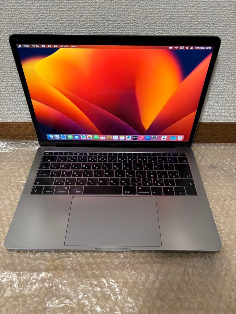 MacBook Pro 13インチ　A1708 16GB Retina
