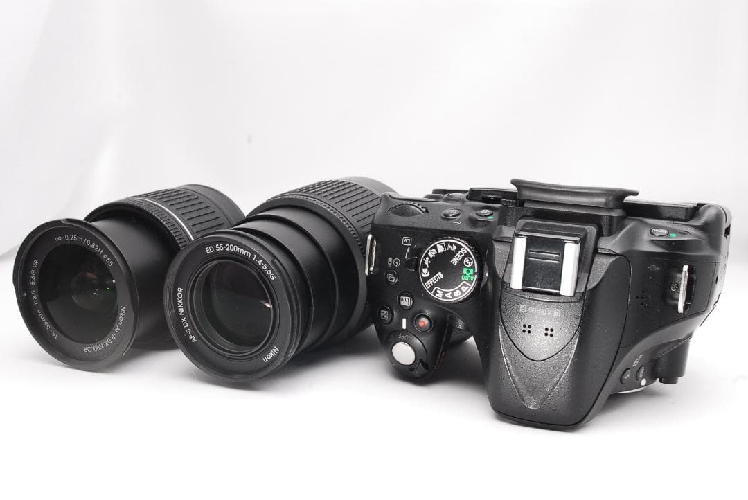 ♥ Nikon D5200 ♥ダブルレンズ♥画面が回転♥超高画質 一眼レフ