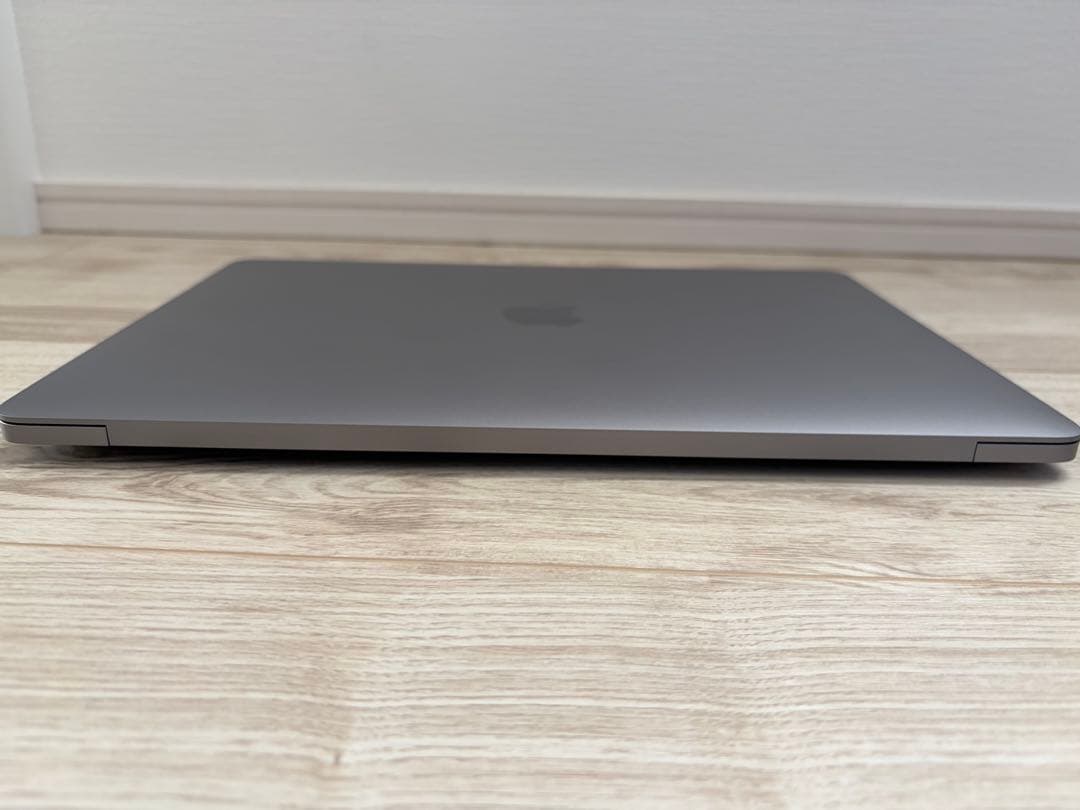 MacBook Pro 2020 13インチ （M1搭載）