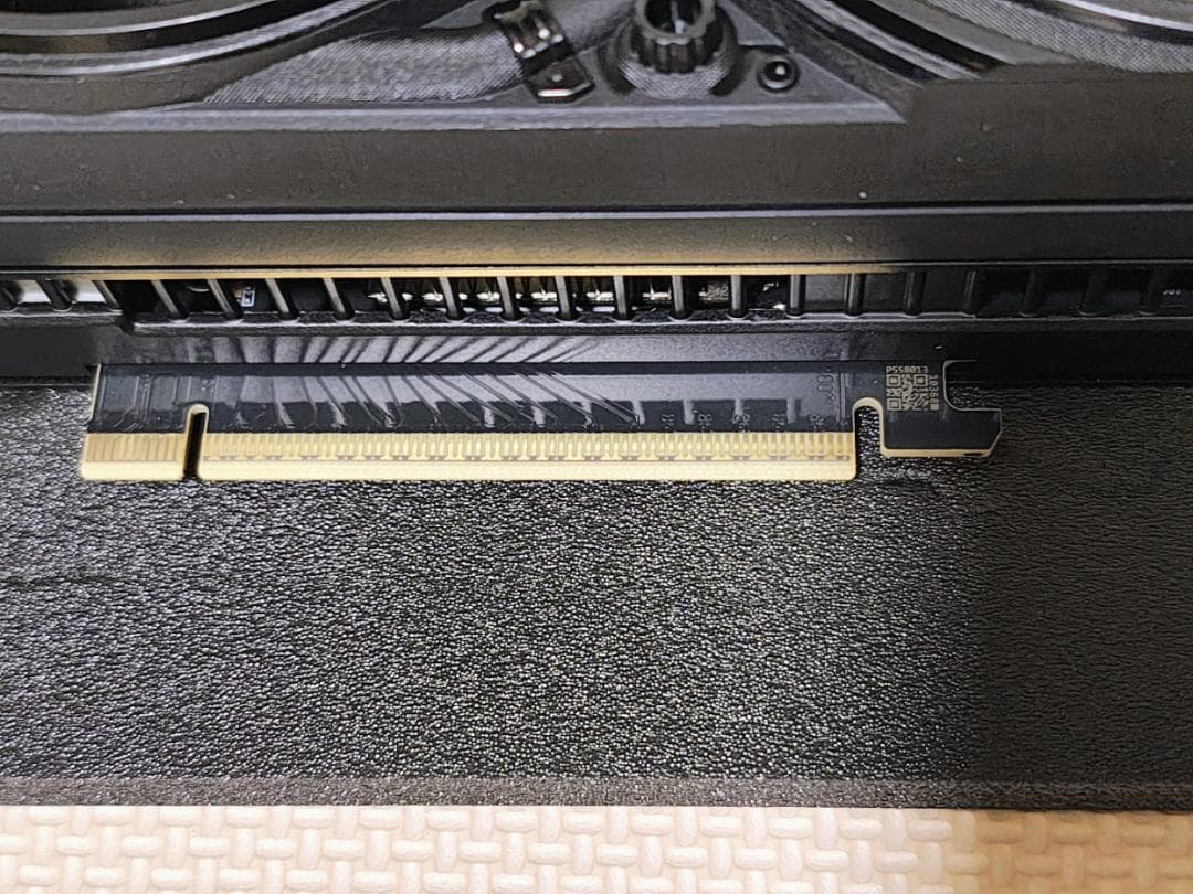 Palit GeForce RTX 5070 GamingPro 12GB 中古