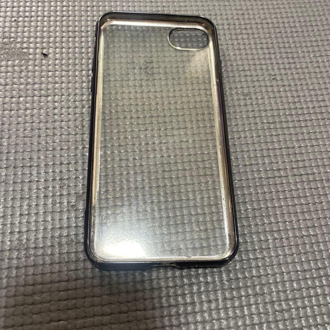 h*6様 iPhoneSE2 64g SIMフリー　中古ジャンク品　カバー付き