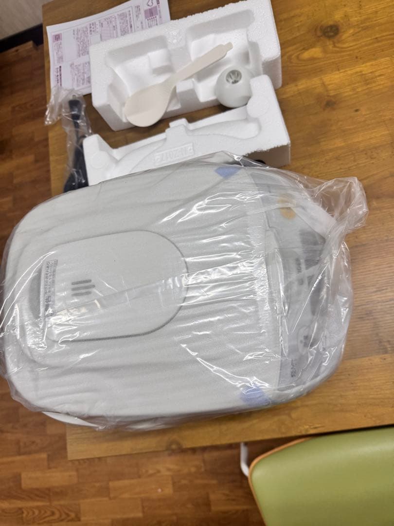 新品・未使用　JBH-G181w 炊飯器 1升炊き