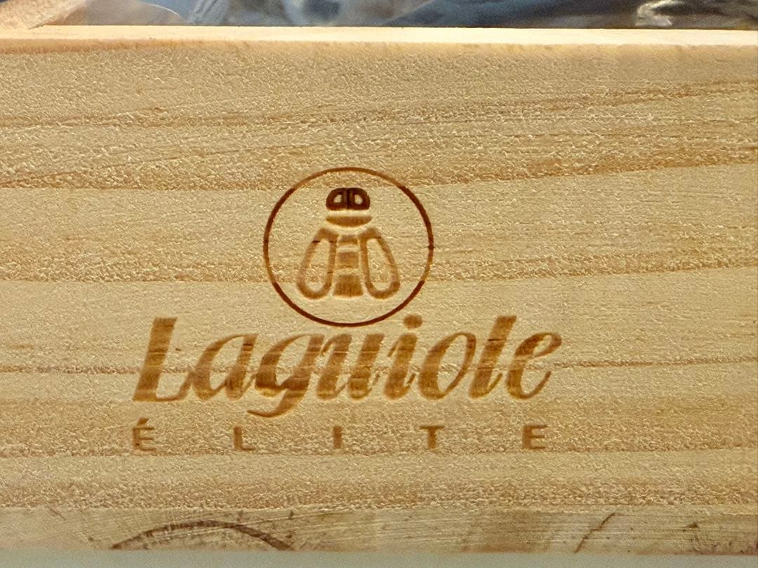 Laguiole elite カトラリーセット 24本入り　シルバー　刻印入り
