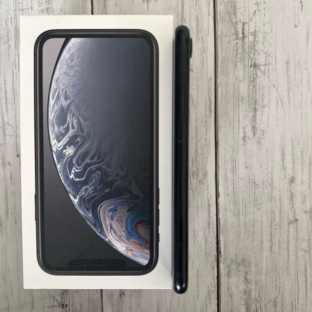Apple iPhone XR 64GBブラック SIMロックなし
