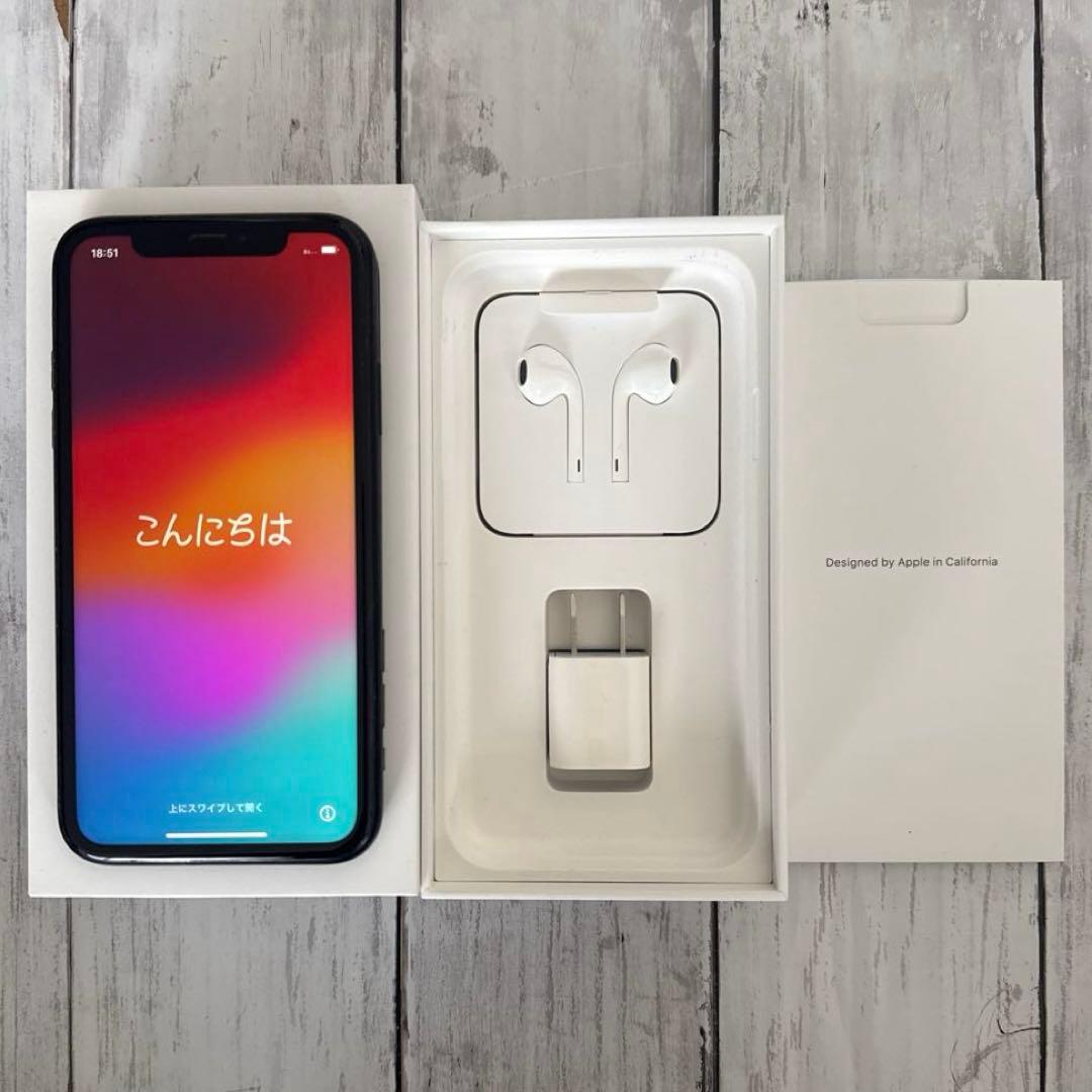 Apple iPhone XR 64GBブラック SIMロックなし