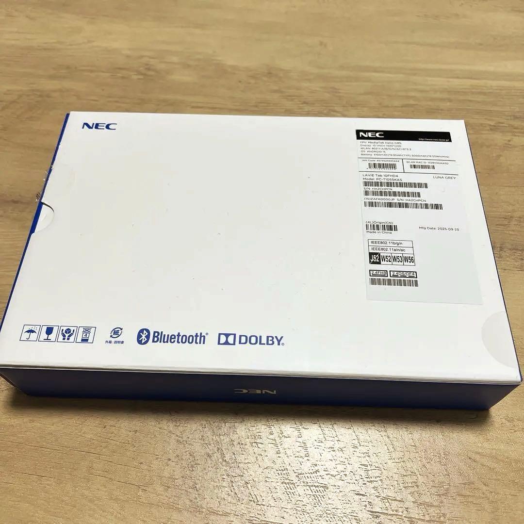 NEC LAVIE Tab T10 本体（純正カバー付）