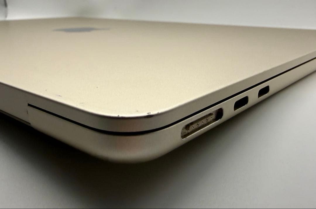 【液晶割れジャンク】Mac Book Air M2 13.6 8GB 512GB